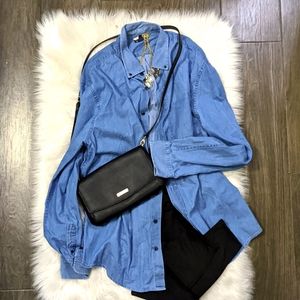 Gap classic fit denim button down.